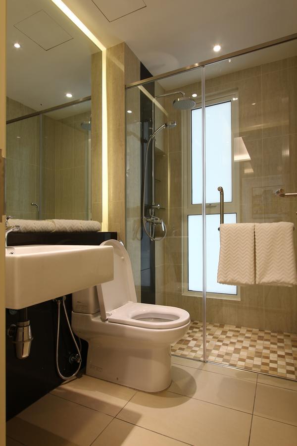 Malacca The Shore Residence Apartment מראה חיצוני תמונה